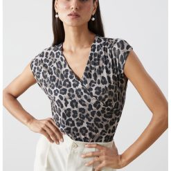 Bluza cu animal print-FEMEI/IMBRACAMINTE/Bluze-IMBRACAMINTE/Bluze
