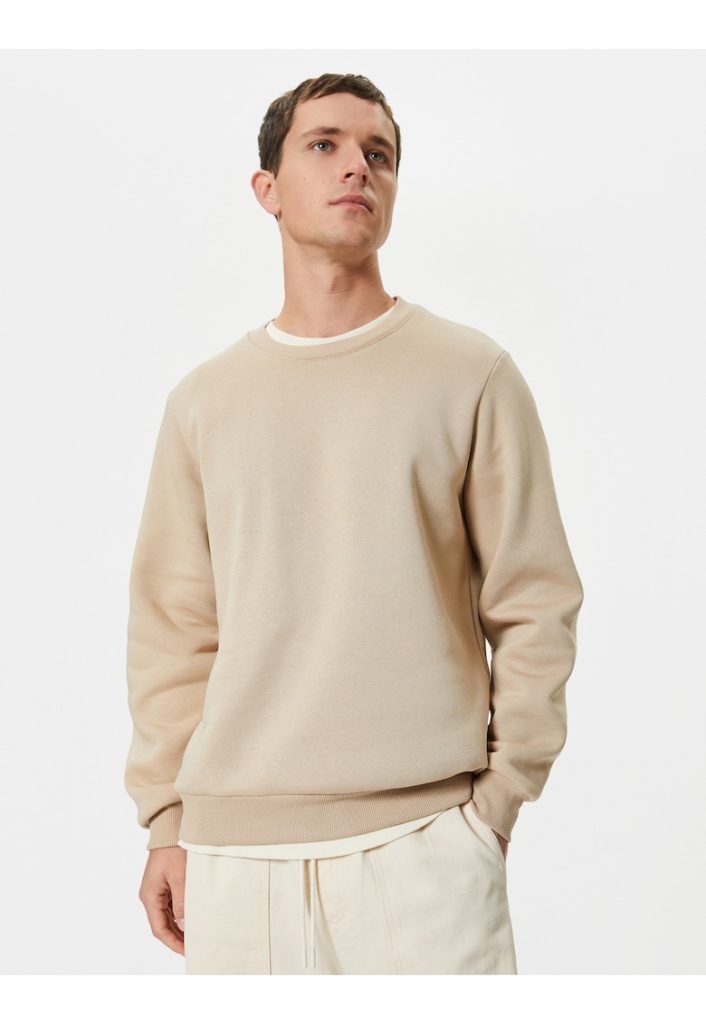 Bluza de trening cu decolteu rotund si model uni-BARBATI/IMBRACAMINTE/Hanorace-IMBRACAMINTE/Hanorace