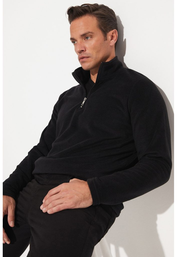 Bluza de trening cu fenta cu fermoar-BARBATI/IMBRACAMINTE/Hanorace-IMBRACAMINTE/Hanorace