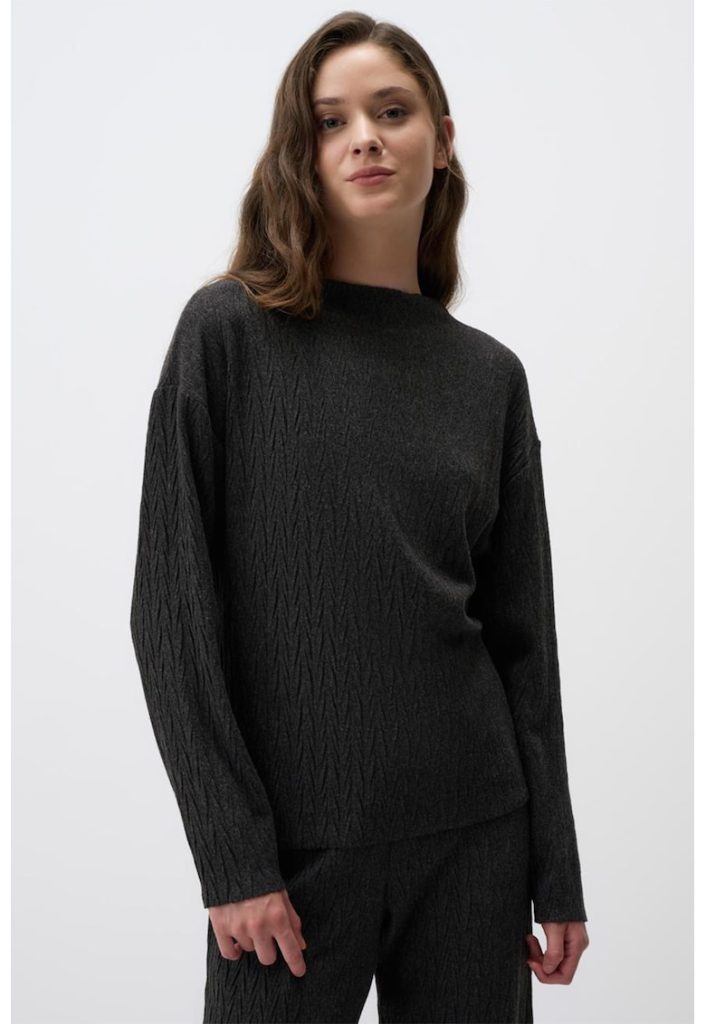 Bluza lejera cu maneci drapate-FEMEI/IMBRACAMINTE/Bluze-IMBRACAMINTE/Bluze