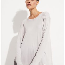 Bluza supradimensionata din modal cu decupaj pe partea din spate-FEMEI/IMBRACAMINTE/Bluze-IMBRACAMINTE/Bluze