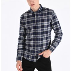 Camasa cu model in carouri si guler Oxford-BARBATI/IMBRACAMINTE/Camasi-IMBRACAMINTE/Camasi