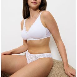 Chiloti tanga cu segment din dantela Amourette-FEMEI/IMBRACAMINTE/Lenjerie intima-IMBRACAMINTE/Lenjerie intima