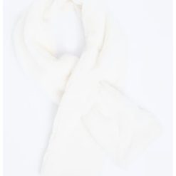 Esarfa din plus-FEMEI/GENTI SI ACCESORII/Fulare si esarfe-GENTI SI ACCESORII/Fulare si esarfe