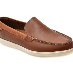 Mocasini CLARKS maro