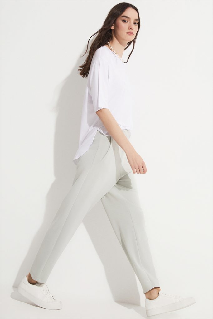 Pantaloni conici si buzunare laterale-FEMEI/IMBRACAMINTE/Pantaloni si colanti-IMBRACAMINTE/Pantaloni si colanti