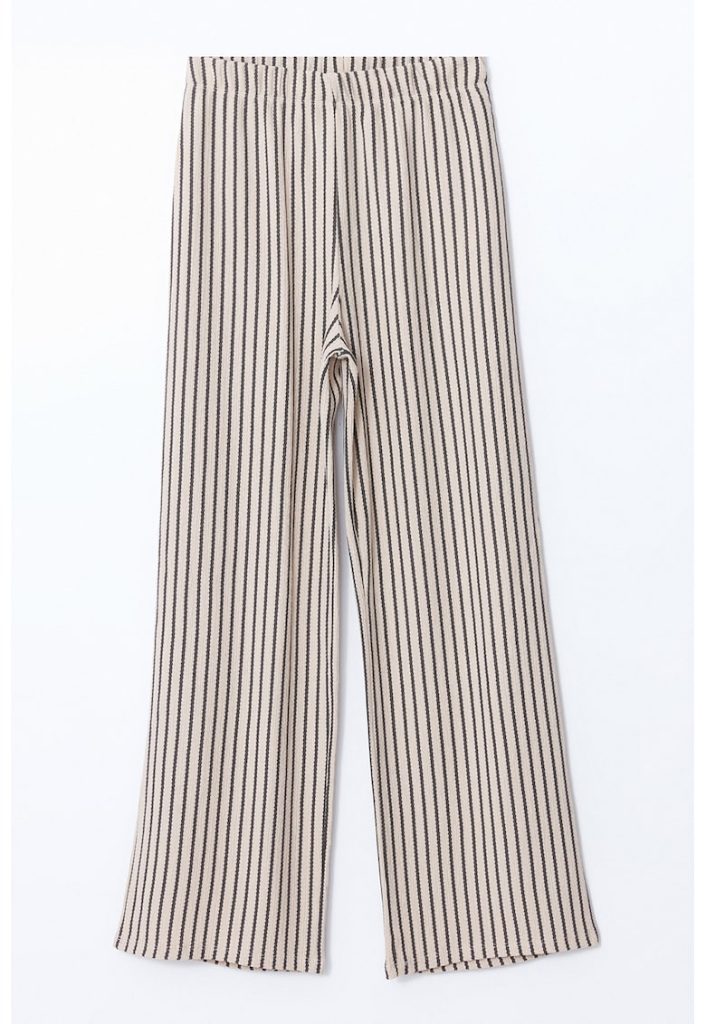 Pantaloni cu croiala ampla si model in dungi-FEMEI/IMBRACAMINTE/Pantaloni si colanti-IMBRACAMINTE/Pantaloni si colanti