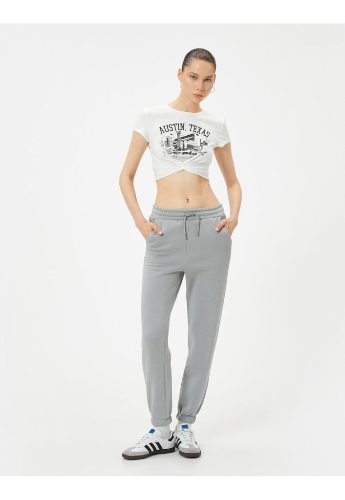 Pantaloni de trening crop cu buzunare oblice-FEMEI/IMBRACAMINTE/Pantaloni si colanti-IMBRACAMINTE/Pantaloni si colanti