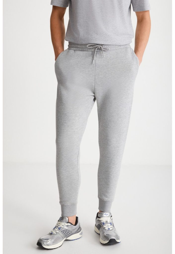 Pantaloni de trening cu talie medie si snur-BARBATI/IMBRACAMINTE/Pantaloni si colanti-IMBRACAMINTE/Pantaloni si colanti
