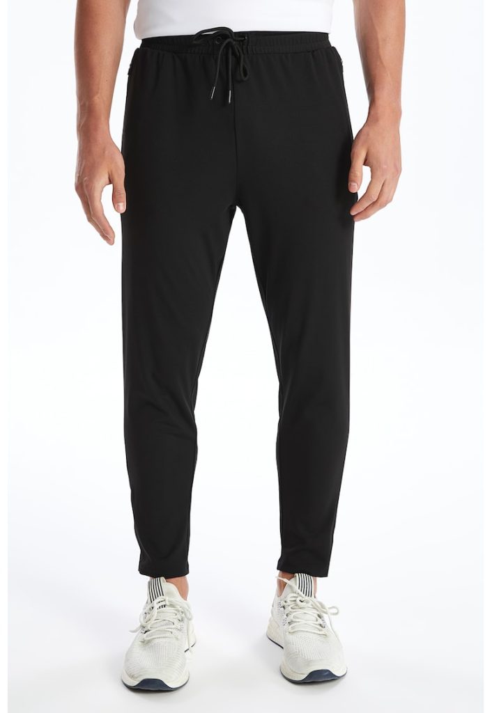 Pantaloni de trening slim fit cu buzunare cu fermoar-BARBATI/IMBRACAMINTE/Pantaloni si colanti-IMBRACAMINTE/Pantaloni si colanti