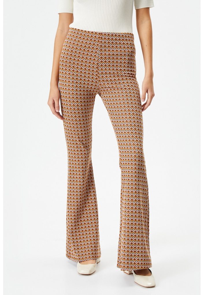 Pantaloni evazati cu imprimeu grafic-FEMEI/IMBRACAMINTE/Pantaloni si colanti-IMBRACAMINTE/Pantaloni si colanti