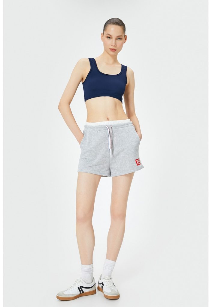 Pantaloni scurti cu talie inalta-FEMEI/IMBRACAMINTE/Pantaloni si colanti-IMBRACAMINTE/Pantaloni si colanti