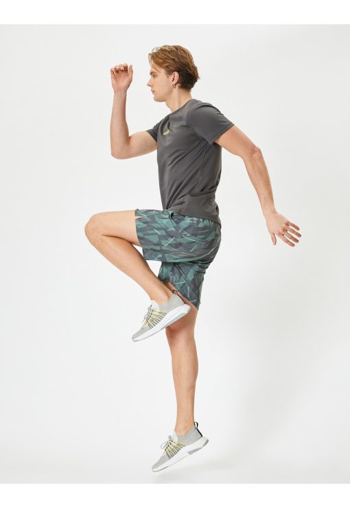 Pantaloni scurti cu talie medie-BARBATI/IMBRACAMINTE/Pantaloni si colanti-IMBRACAMINTE/Pantaloni si colanti
