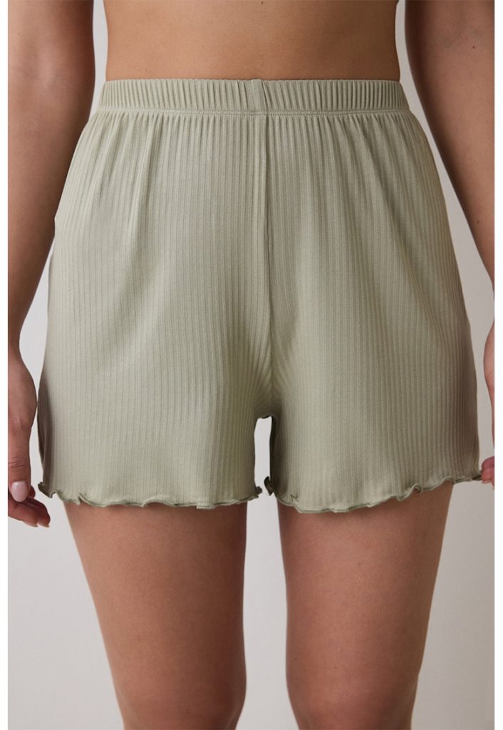 Pantaloni scurti de pijama cu terminatii valurite-FEMEI/IMBRACAMINTE/Pijamale si halate de baie-IMBRACAMINTE/Pijamale si halate de baie