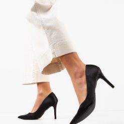 Pantofi cu toc Blada Negri 2