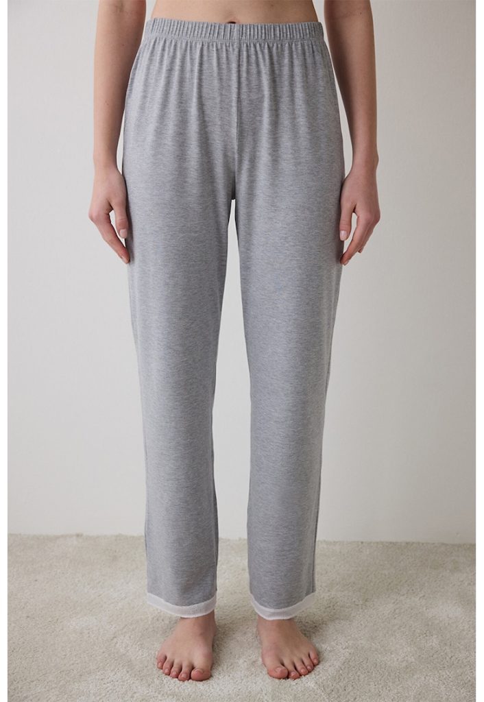 Pijama cu pantaloni lungi-FEMEI/IMBRACAMINTE/Pijamale si halate de baie-IMBRACAMINTE/Pijamale si halate de baie