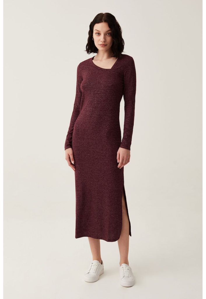 Rochie cu decolteu asimetric-FEMEI/IMBRACAMINTE/Rochii-IMBRACAMINTE/Rochii