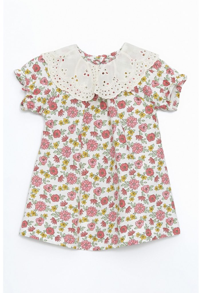 Rochie cu model floral si maneci scurte-FETE/IMBRACAMINTE/Rochii-IMBRACAMINTE/Rochii