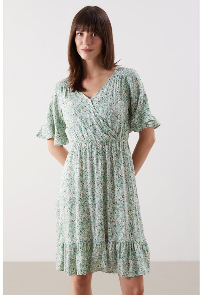 Rochie cu volane si model floral-FEMEI/IMBRACAMINTE/Rochii-IMBRACAMINTE/Rochii