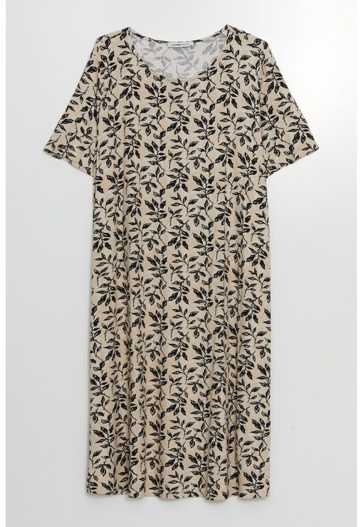 Rochie dreapta cu model-FEMEI/IMBRACAMINTE/Rochii-IMBRACAMINTE/Rochii