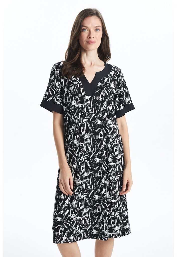Rochie lejera cu imprimeu abstract-FEMEI/IMBRACAMINTE/Rochii-IMBRACAMINTE/Rochii