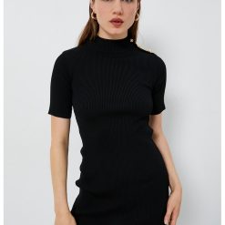 Rochie mini cu striatii si decolteu la baza gatului-FEMEI/IMBRACAMINTE/Rochii-IMBRACAMINTE/Rochii