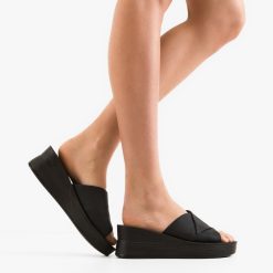 Saboti dama Nasreen Negri 1