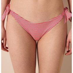 Slip brazilian in dungi-FEMEI/IMBRACAMINTE/Costume de baie-IMBRACAMINTE/Costume de baie