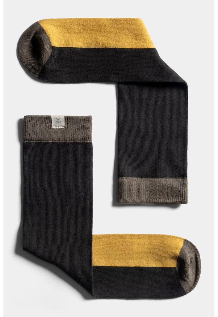 Sosete unisex lungi cu model colorblock-FEMEI/IMBRACAMINTE/Dresuri si sosete-IMBRACAMINTE/Dresuri si sosete