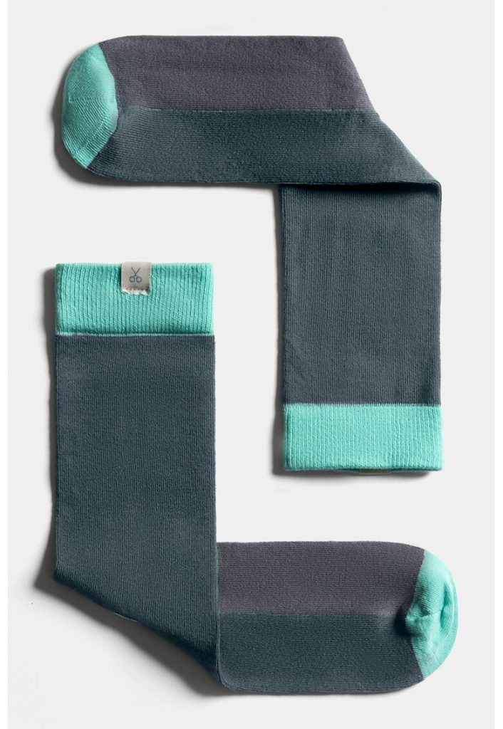 Sosete unisex lungi cu model colorblock-FEMEI/IMBRACAMINTE/Dresuri si sosete-IMBRACAMINTE/Dresuri si sosete