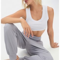 Top crop cu model uni-FEMEI/IMBRACAMINTE/Tricouri si maiouri-IMBRACAMINTE/Tricouri si maiouri