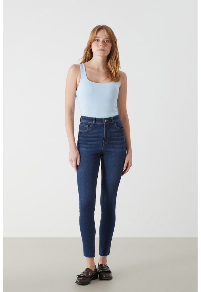 Top slim fit cu decolteu rotund-FEMEI/IMBRACAMINTE/Tricouri si maiouri-IMBRACAMINTE/Tricouri si maiouri