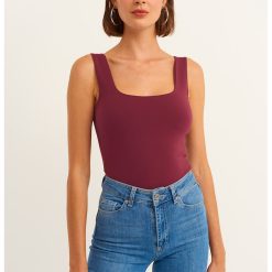 Top uni cu decolteu patrat - Violet tyrian --FEMEI/IMBRACAMINTE/Tricouri si maiouri-IMBRACAMINTE/Tricouri si maiouri