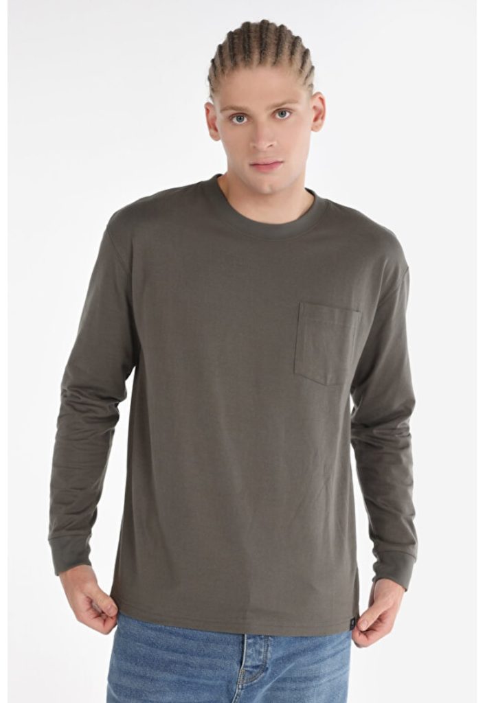 Tricou Cu Maneca Lunga De Barbati Kaki Regular Fit-BARBATI/IMBRACAMINTE/Tricouri si maiouri-IMBRACAMINTE/Tricouri si maiouri