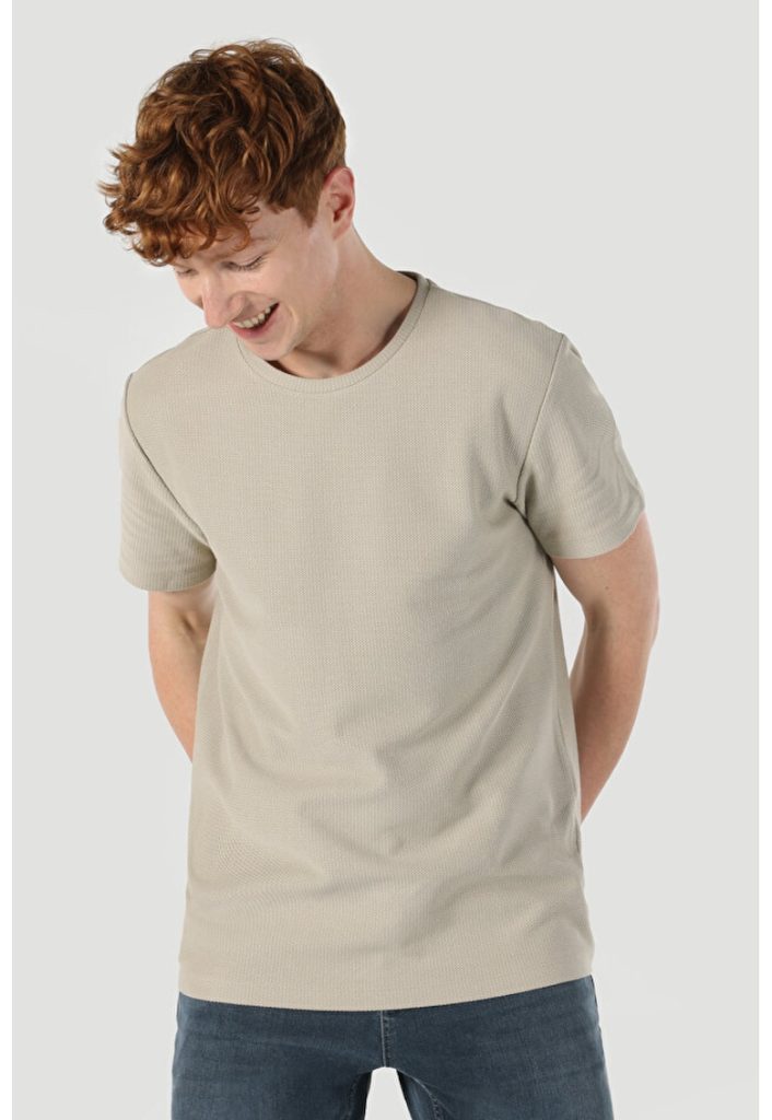 Tricou Cu Maneca Scurta De Barbati Bej Regular Fit--BARBATI/IMBRACAMINTE/Tricouri si maiouri-IMBRACAMINTE/Tricouri si maiouri