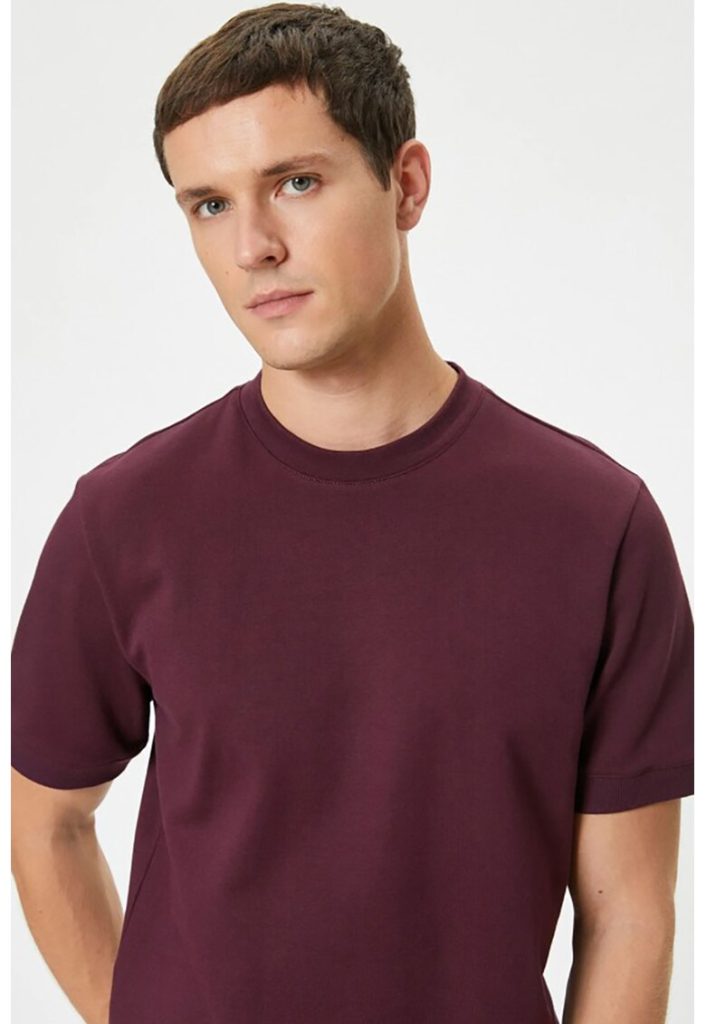 Tricou cu decolteu la baza gatului-BARBATI/IMBRACAMINTE/Tricouri si maiouri-IMBRACAMINTE/Tricouri si maiouri
