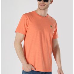 Tricou cu decolteu la baza gatului si broderie-BARBATI/IMBRACAMINTE/Tricouri si maiouri-IMBRACAMINTE/Tricouri si maiouri
