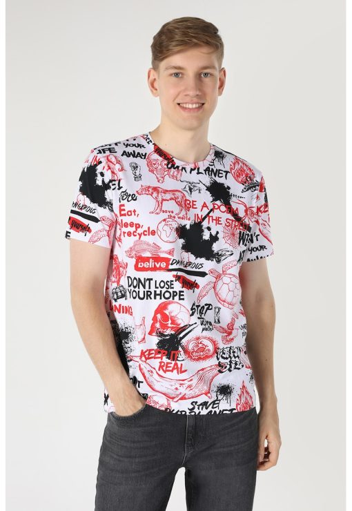 Tricou cu decolteu la baza gatului si model grafic-BARBATI/IMBRACAMINTE/Tricouri si maiouri-IMBRACAMINTE/Tricouri si maiouri