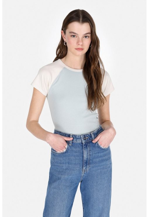 Tricou cu decolteu rotund-FEMEI/IMBRACAMINTE/Tricouri si maiouri-IMBRACAMINTE/Tricouri si maiouri
