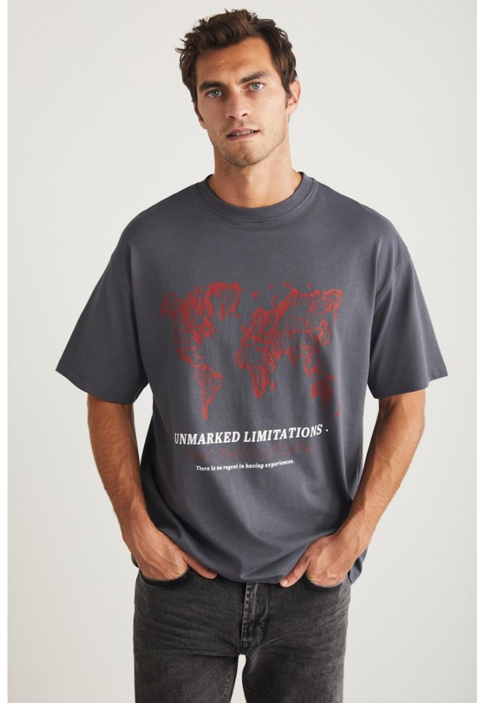 Tricou cu imprimeu grafic-BARBATI/IMBRACAMINTE/Tricouri si maiouri-IMBRACAMINTE/Tricouri si maiouri