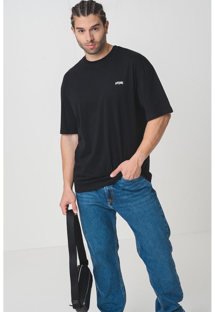 Tricou cu imprimeu pe partea din spate-BARBATI/IMBRACAMINTE/Tricouri si maiouri-IMBRACAMINTE/Tricouri si maiouri