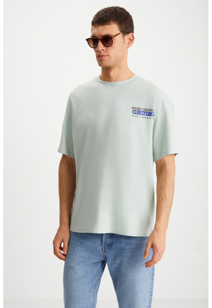 Tricou cu imprimeu si maneci cazute-BARBATI/IMBRACAMINTE/Tricouri si maiouri-IMBRACAMINTE/Tricouri si maiouri