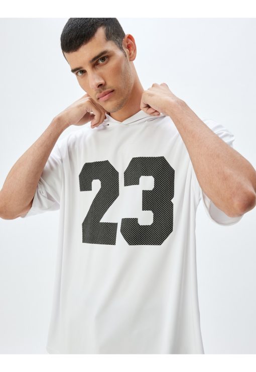 Tricou cu maneci cazute si gluga-BARBATI/IMBRACAMINTE/Tricouri si maiouri-IMBRACAMINTE/Tricouri si maiouri