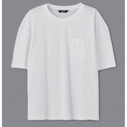 Tricou lejer cu buzunar pe piept-BARBATI/IMBRACAMINTE/Tricouri si maiouri-IMBRACAMINTE/Tricouri si maiouri