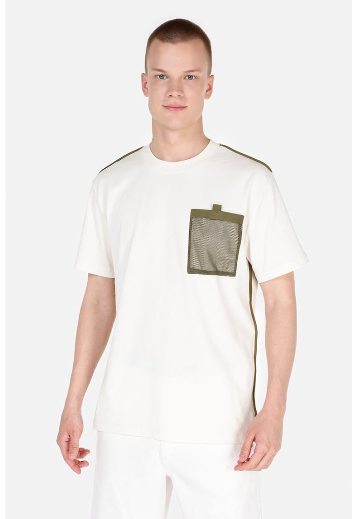 Tricou lejer cu buzunar pe piept-BARBATI/IMBRACAMINTE/Tricouri si maiouri-IMBRACAMINTE/Tricouri si maiouri
