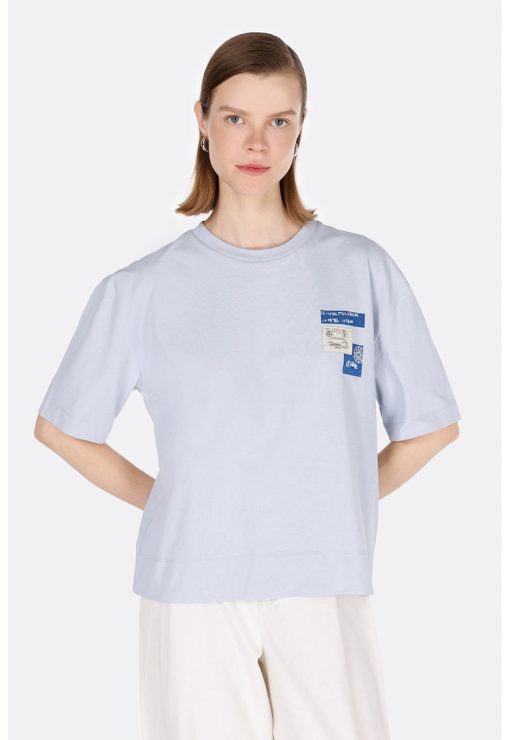 Tricou lejer cu decolteu la baza gatului-FEMEI/IMBRACAMINTE/Tricouri si maiouri-IMBRACAMINTE/Tricouri si maiouri