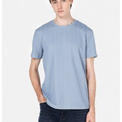 Tricou striat cu decolteu la baza gatului-BARBATI/IMBRACAMINTE/Tricouri si maiouri-IMBRACAMINTE/Tricouri si maiouri