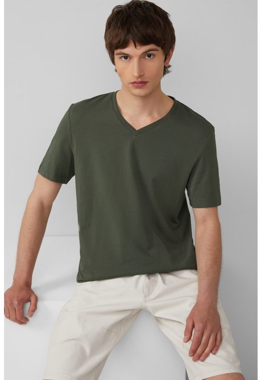 Tricou uni cu decolteu in V-BARBATI/IMBRACAMINTE/Tricouri si maiouri-IMBRACAMINTE/Tricouri si maiouri