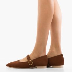 Balerini dama Brek Camel 2