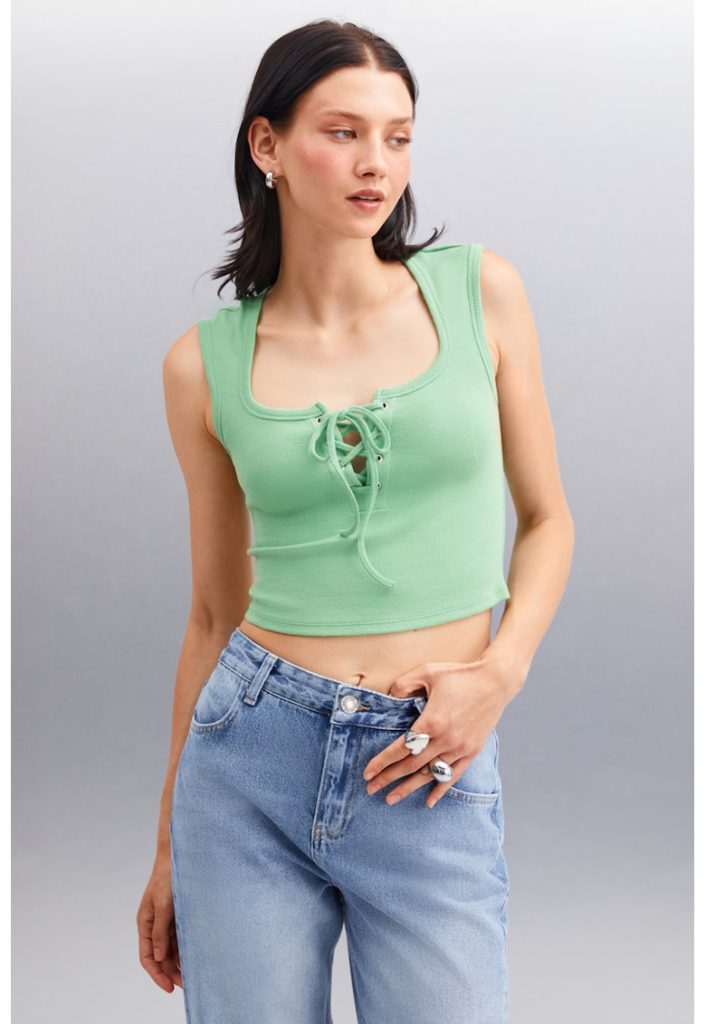 Bluza crop cu decolteu patrat-FEMEI/IMBRACAMINTE/Bluze-IMBRACAMINTE/Bluze
